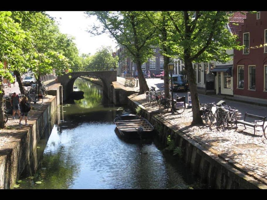 In The Old City Centre Of Edam, Unique Apartment. Экстерьер фото